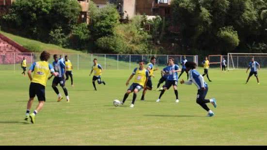 Imagem Bahia se reapresenta e faz treino tático no Fazendão