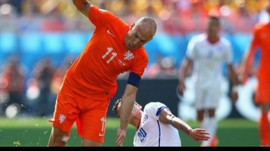 Imagem Holanda vence o Chile e confirma primeira colocação do grupo B
