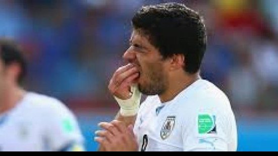 Imagem Suárez pega nove jogos de suspensão e está fora da Copa do Mundo