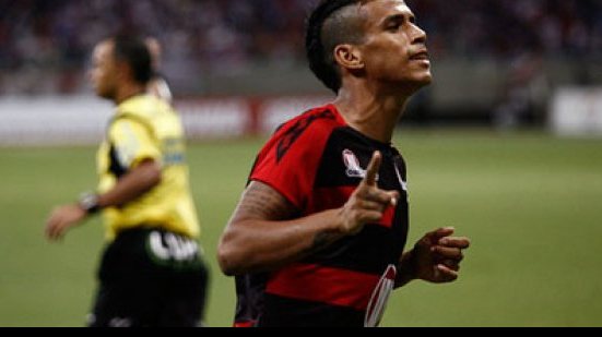 Imagem Jorginho critica Vander: &quot;tem que aprender a jogar coletivamente&quot;