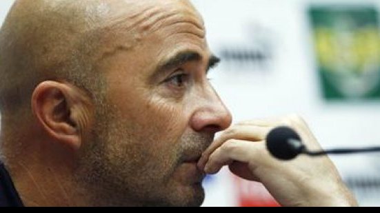 Imagem Antes de duelo decisivo, técnico do Chile elogia brasileiros