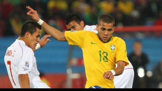 Imagem Brasil enfrenta Chile no mesmo dia e na mesma fase que em 2010