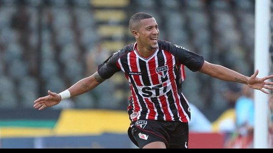 Imagem Zagueiro renova contrato com o São Paulo
