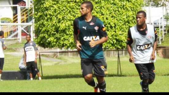Imagem Vitória foca nas finalizações em treino no Barradão