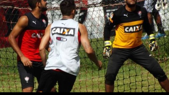 Imagem Reservas vencem titulares em coletivo do Vitória