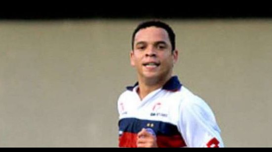 Imagem Ceará anuncia retorno de ex-jogador do Bahia