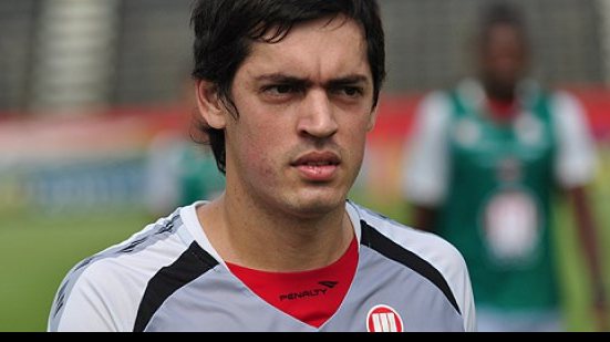 Imagem Empresário de Cáceres garante que o Flamengo fez oferta pelo volante