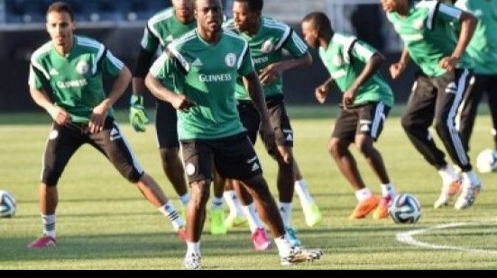 Imagem Seleção nigeriana corre risco de banimento junto à Fifa