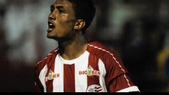 Imagem Dupla BaVi disputa contratação de atacante que brilhou no Náutico