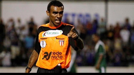 Imagem CBF confirma trio de árbitros para Bahia x São Paulo