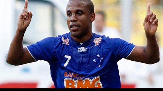 Imagem Cruzeiro tem dois desfalques para jogo com o Vitória