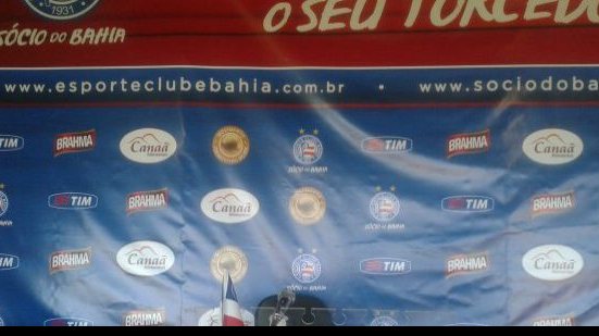 Imagem Bahia esquece Nike em novo backdrop no Fazendão