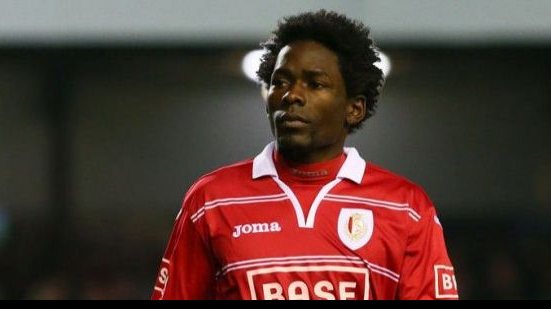 Imagem Kanu deve ser o novo zagueiro do Vitória