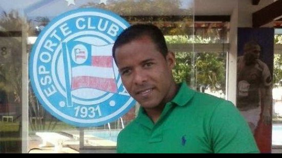Imagem Recém-contratado, meia sente coxa e não treina no Bahia