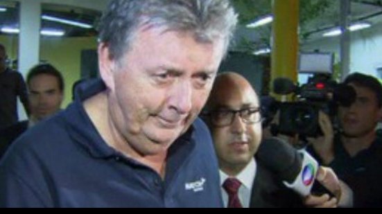 Imagem Suspeito de chefiar venda ilegal de ingressos se entrega à Justiça