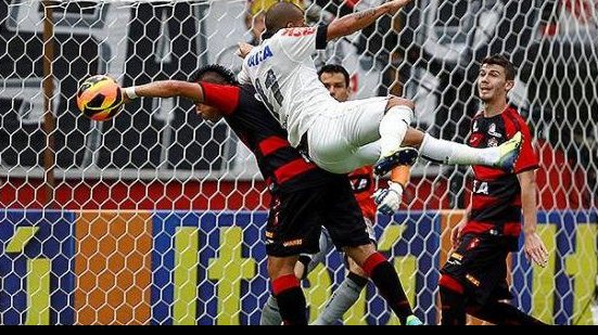 Imagem Em busca de triunfo, Vitória recebe o Corinthians no reencontro com o Barradão