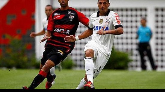 Imagem Em jogo fraco tecnicamente, Vitória e Corinthians empatam sem gols