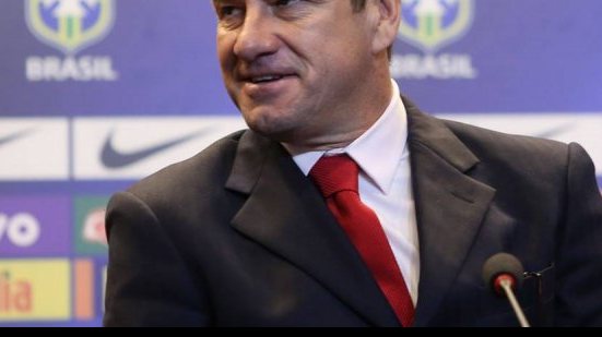 Imagem &quot;Nós já fomos os melhores&quot;, humildade marca apresentação de Dunga