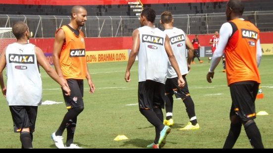 Imagem Kadu mostra confiança em recuperação do Vitória: &quot;vamos dar alegria&quot;