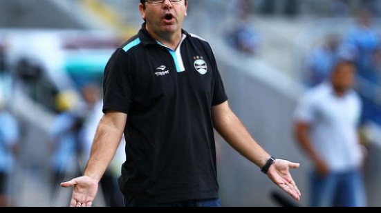Imagem Enderson Moreira ganha força no Fazendão e pode pintar no Bahia