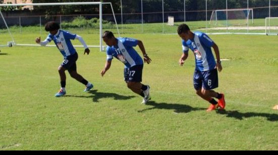 Imagem Sem Rhayner, Bahia segue trabalho sem treinador efetivado