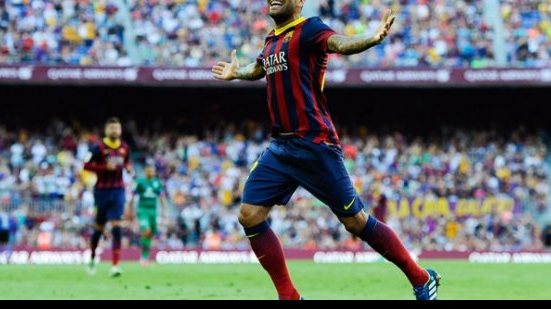Imagem Liverpool prepara oferta por Dani Alves e Bahia pode faturar quantia