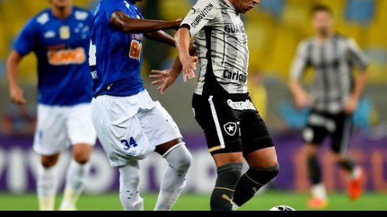 Imagem Sheik dispara contra diretoria do Botafogo: "não vou me calar"