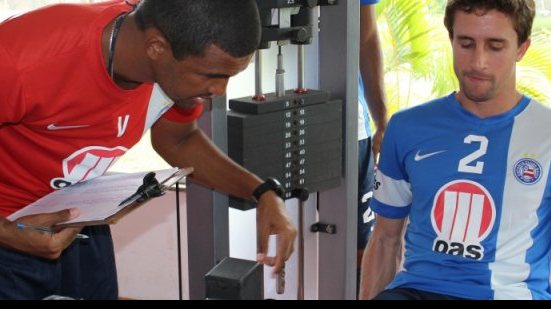 Imagem Com titulares na academia, Bahia treina de olho em decisão contra o Corinthians