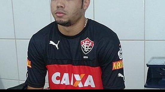 Imagem Adriano mostra confiança no Vitória contra o São Paulo: "temos qualidade" 