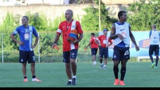 Imagem Sem Diego Macedo, Fahel e trio ofensivo, Bahia divulga relacionados