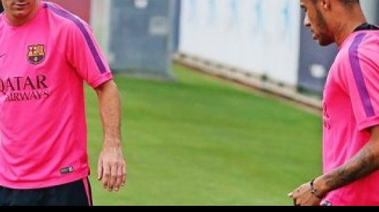 Imagem Recuperado de lesão, Neymar treina com bola pela primeira vez no Barça