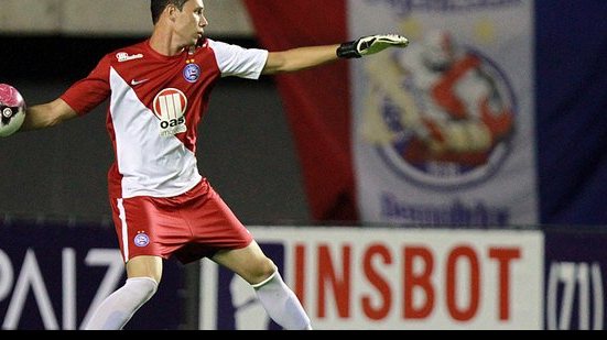 Imagem De saída do Bahia, Omar ganha homenagem de Douglas Pires