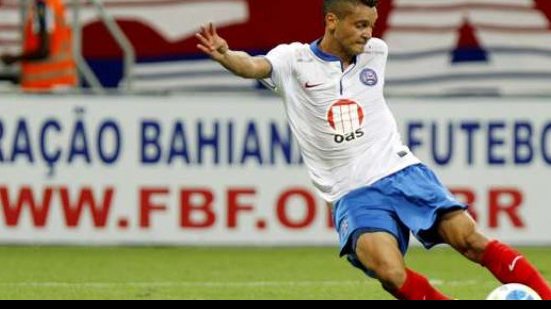 Imagem Diego Macedo é reintegrado ao elenco do Bahia após confusão