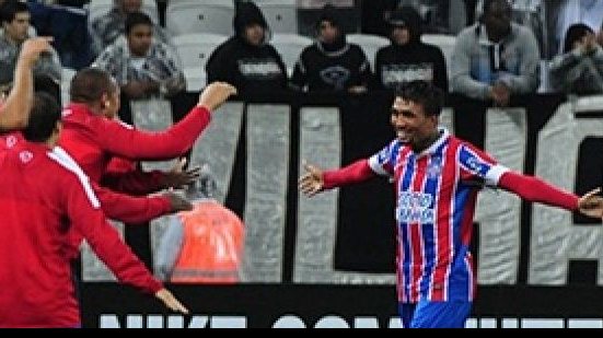 Imagem Kieza exalta postura do Bahia após empate: &quot;estamos de parabéns&quot;