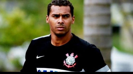 Imagem Especulado no Bahia, atacante ex-Vitória acerta com o Flamengo