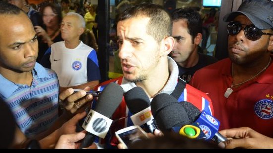 Imagem Romagnoli desembarca em Salvador e deixa futuro nas mãos dos dirigentes