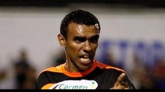 Imagem   Árbitro paraense comanda Coritiba e Vitória