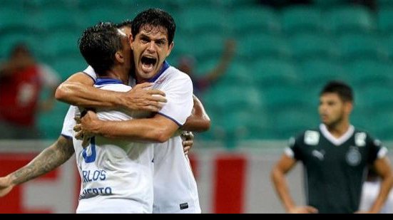 Imagem Bahia enfrenta time que tem o pior rendimento como visitante no Brasileirão