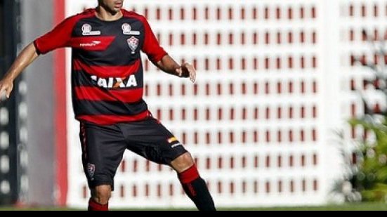 Imagem Juan quer recuperar ritmo de jogo para ajudar o Vitória no Brasileirão