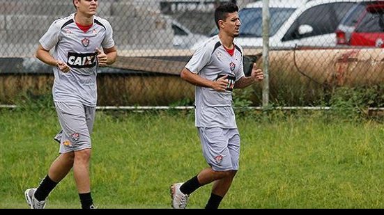 Imagem Na lanterna, Vitória afasta cinco jogadores do elenco