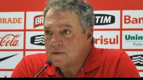 Imagem Após derrota para o Bahia, Abel Braga vê classificação complicada