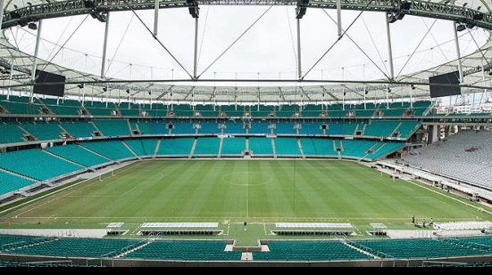 Imagem Bahia enfrenta o Coritiba sem torcida e pode encarar o Figueirense em Maceió