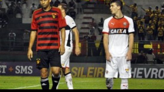 Imagem Confira os gols que deram a classificação ao Vitória na Sulamericana