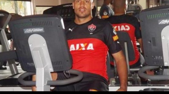 Imagem Edno vê triunfo na Sul-Americana como motivação para o Brasileirão