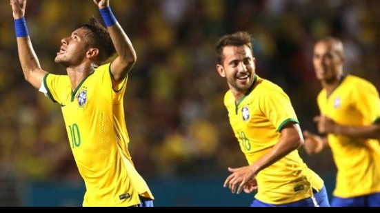 Imagem Com gol de Neymar, Brasil vence a Colômbia na reestreia de Dunga