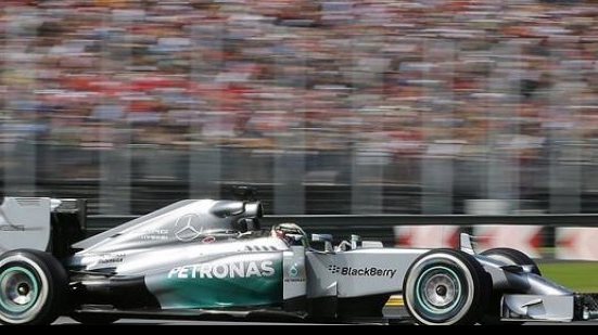 Imagem Hamilton faz a pole e larga na frente em Monza