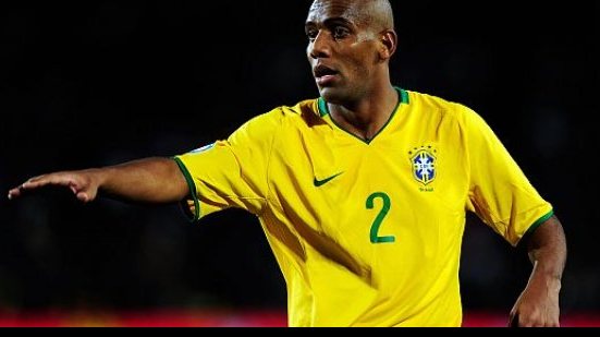 Imagem Maicon teria sido cortado da seleção brasileira por conta de atraso