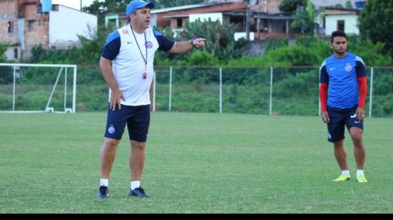 Imagem Bahia treina, Kleina faz mudanças e divulga relacionados