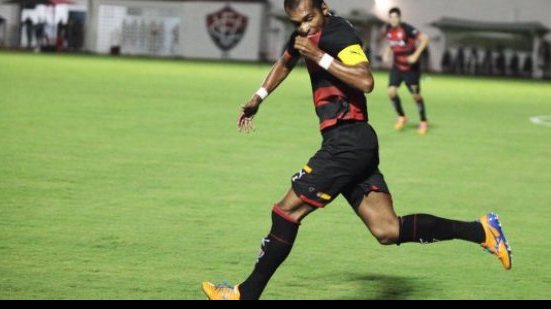Imagem Confira os gols do triunfo do Vitória sobre o Internacional