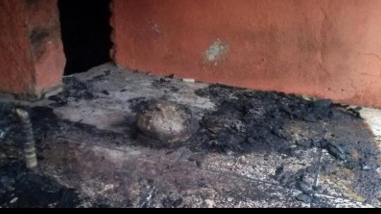 Imagem Casa de torcedora gremista que fez ofensas racistas a Aranha é incendiada